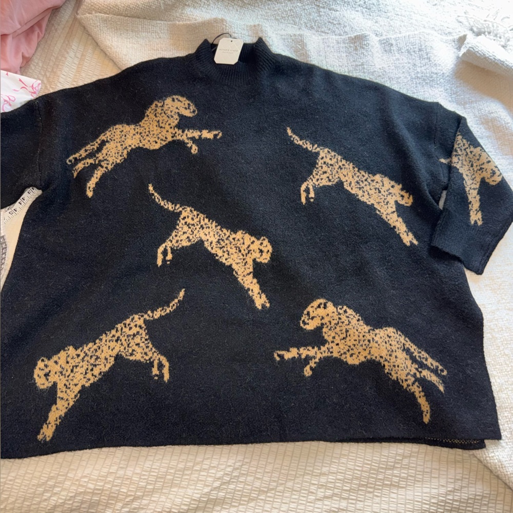 NWT Altar’d State (very) Oversized Leopard Mock Neck Sweater medium